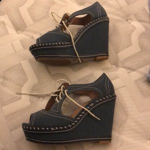 Gianni Bini denim wedges